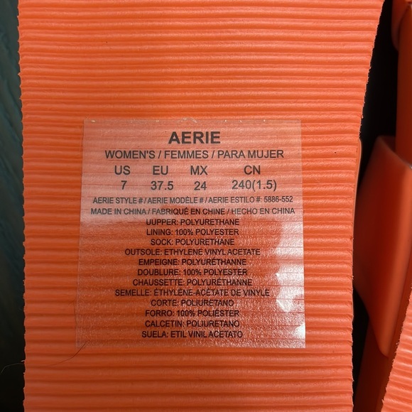 Aerie Double Strap Pool Slide - Picture 4 of 4